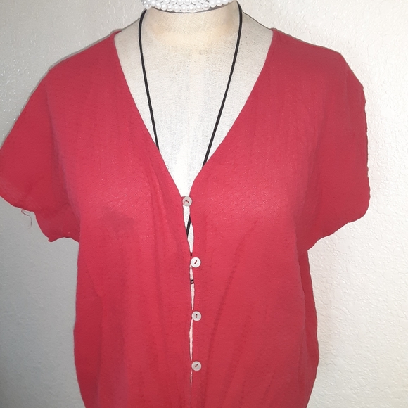 Universal Thread Top - Picture 2 of 5